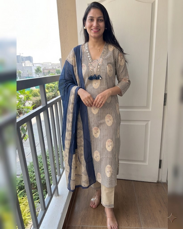 Elegant Cotton Kurta Set with Dupatta – Beige & Navy Blue